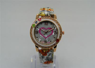 Chine Montre de dames de quartz de coeur d'acier inoxydable/montre de dames rose d'or à vendre