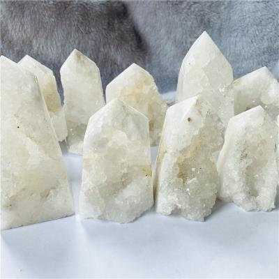 China China Wholesale Hot Sale Natural White Tower Crystal Quartz Agate Druzy Geode Point For Decoration for sale