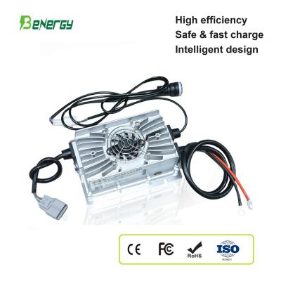 China 48V 15A Carregador de Bateria de Íons de Lítio para Tuk Tuk & Triciclos Elétricos Carregamento Rápido Design durável e impermeável à venda