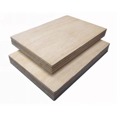 China Factory price modern melamine veneer waterproof plywood for furniture and packing can be customized color and pattern for sale