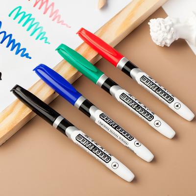 China Quickly Waterproof And Dry Classic And Durable Double Head Color Permanent Markers With Custom Logo for sale