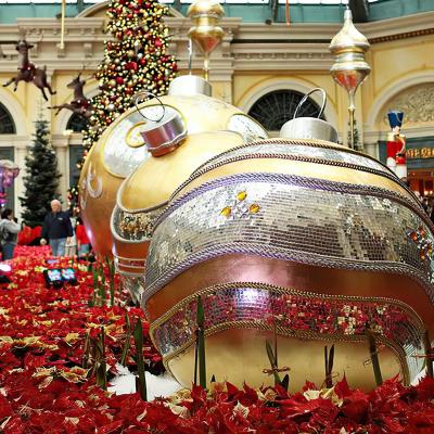 China City Center Plaza Large Giant Personalized Fiberglass Ornaments Christmas Resin Ball Decorations for Indoor & Outdoor Hotel Decoration for sale