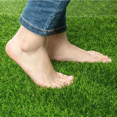 China Modern Artificial Grass Mat 1.5cm Thick Artificial Landscape Carpet DIY Outdoor Garden Floor Decoration for sale