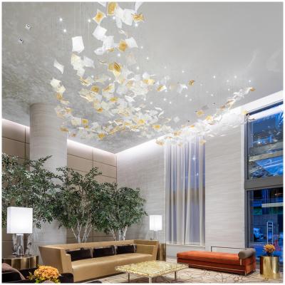 China Modern Luxury Modern Lobby Chandelier Hotel Decorative Ceiling Lighting Large Handmade Clear Glass Chandelier for sale