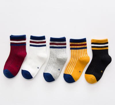 China Comfortable Kids Socks Winter Thick Children's Sock Patterns Knitted Student Socks for sale