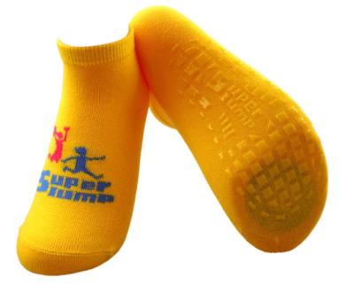 China Super Jump Trampoline Park Safety Non Slip Grip Socks Colorful Knitting Trampoline Socks for sale