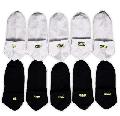 China Fashionable Cotton Ankle Length Luminous Glow -  In - The - Dark Socks With Custom Logo for sale