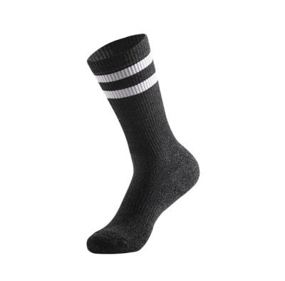 China Antibacterial Custom Sports Socks for sale