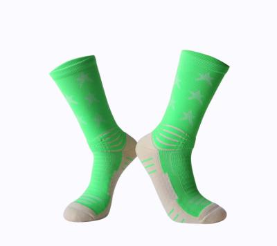 China Custom Cushioned Basketball Socks Compression Sports Socks for Outdoor Activity for sale