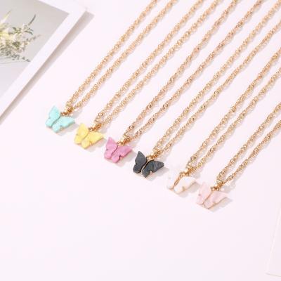 China Gold Color Candy Butterfly Charm Necklace Gold Color Cute Bohemian Material Clavicle Chain Acrylic Butterfly Pendant Necklace Women Girls for sale