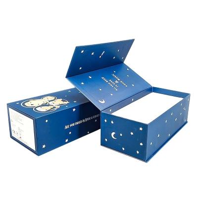 China Handmade Full Color Custom Printing Packaging Magnetic Paper Gift Cardboard Box for sale