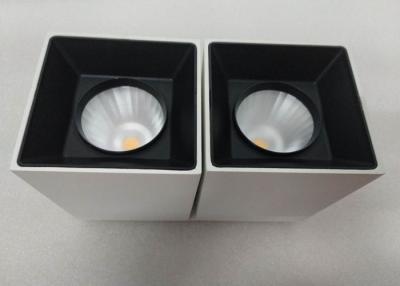 China 2*7Watt 4000k inclinable blanco llevó los downlights montados superficie del techo para el dormitorio en venta