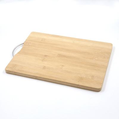 China Viable Wholesale Bulk Bamboo Cutting Board With Handle Kitchen Thickened Cutting Board Vegetable And Fruit Tray Bamboo Slaughtering Block for sale