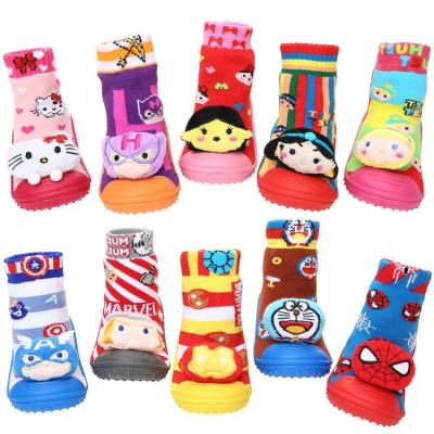 China Lovely Antibacterial Animal Head Rubber Rattle Unique Baby Shoe Girl&Boy Socks for sale