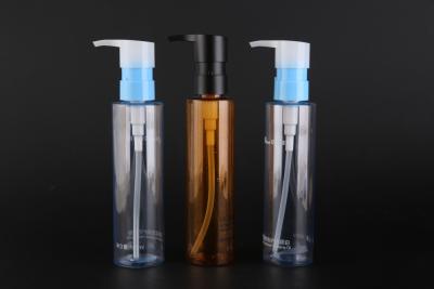 Cina Bottiglia cosmetica del dispositivo di rimozione di trucco dell'olio di trucco con la partita posteriore di aspirazione la bottiglia dell'ANIMALE DOMESTICO 150ml in vendita