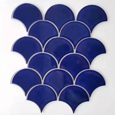 China Ice Crunch Ceramic Pool Fish Scale Mosaic Tile Fan Shaped Square for sale