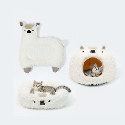 China New Viable Alpaca Shape Pet Nest Mattress Around Cat Nest Washable Warm Pet Bed Mat for sale