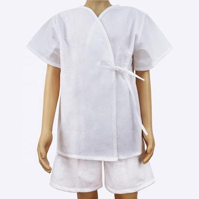 China Free samples QUICK DRY! Wholesale nonwoven disposable spa robe, disposable spa bathrobe kimono for sale