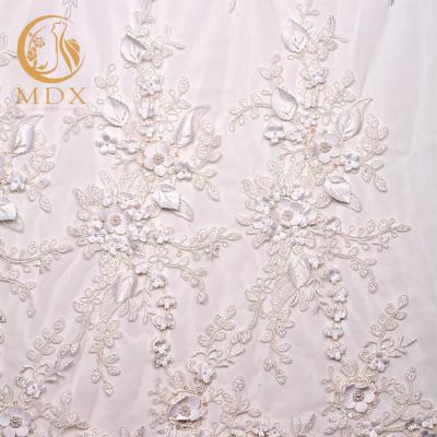 China MDX perlou a largura branca das telas 140cm do laço luxuoso com as flores 3D à venda