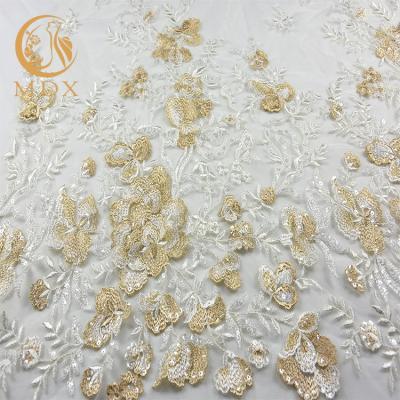 China Hoog - Polyester van kwaliteits de Zachte Geborduurde Mesh Lace Fabric Sequins 20% Te koop