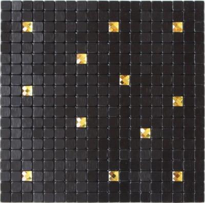 China Tejas de la pared del mosaico, cáscara y teja autas-adhesivo negras impermeables Backsplash del metal del palillo en venta