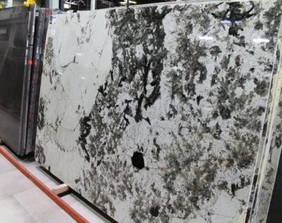 China Elegant Aspen White Granite Stone Slab Countertop Stone Vanity Tops for sale