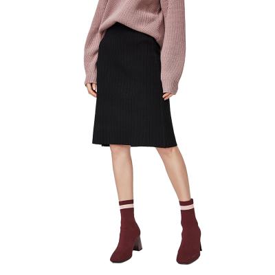 China Spring Autumn Fashion Anti-Static High Waist Knee Length Ladies Knitted Skirt for sale