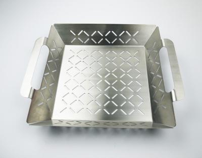 China Hot Selling Dustproof Stainless Steel Grill Basket For BBQ Outdoor Grilling Vegetable Topper Heavy Duty for sale