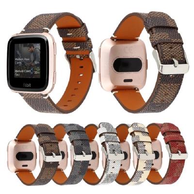 China Classic Luxury Strap Fitbit Versa Iwatch Soft Fitbit Smart Bracelet Fitbit Versa Leather Strap Bands Strap For Women Men for sale