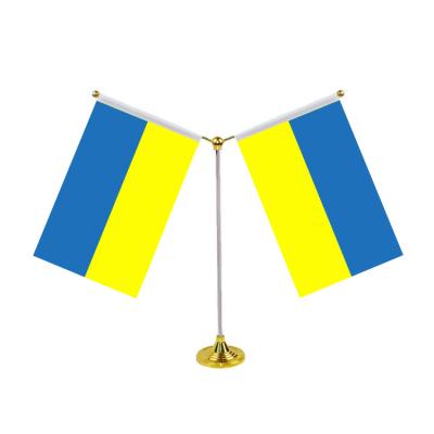 China Polyester Customized Office Table Flag Ukraine Office Desk Flag and Desk Use Flags and Stand for sale