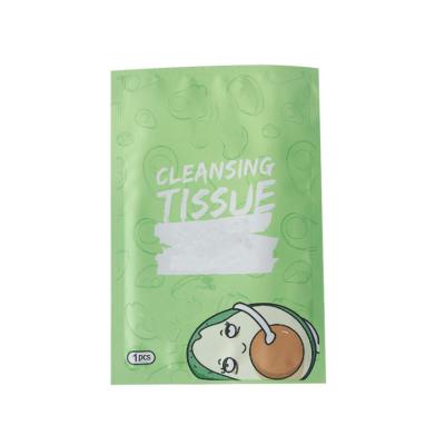 China OEM 1PC Small Package Makeup Wipes Wet Wipes Easy To Take Remover Feminine Cleaning Cloths For Sensitive Skin for sale