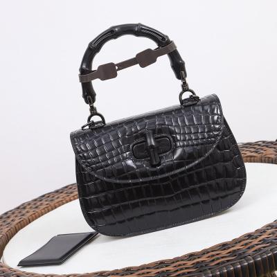 China Fashion 675797 Top Layer Snake Grain Cowhide Arrival Purses And Handbags For Ladies Bags Women Hand Bag Bamboo Design Handbag for sale