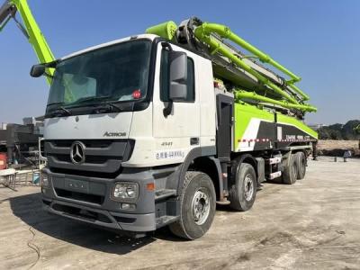 China 56m Gebruikte Zoomlion Betonpomp Truck Ready Mix Cement Boom Pomp Voor Constructie Machinery Work Te koop