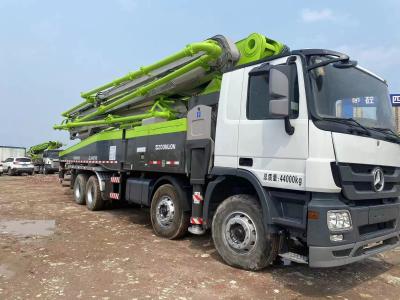 China Gerenoveerd 2013 Gebruikte Boom Truck 56m Tweedehands Truck Gemonteerde Betonpomp Gereed Mix Cement Boom Pump Te koop