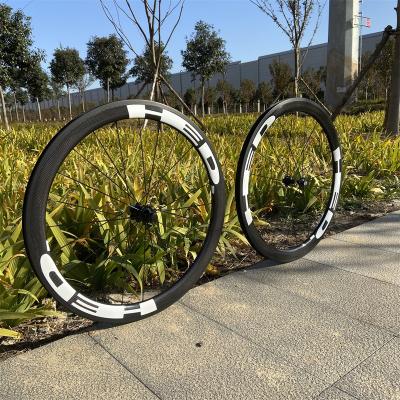 China Good Sale Light Weight 50mm Rim Bicycle Wheelset 700C Size Black Road Bike Carbon Wheels for sale