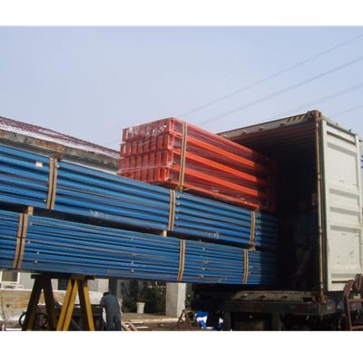 China Corrosion Protection Heavy Duty Sheet Metal Stacking Pallet Rack Beam Racking Storage for sale