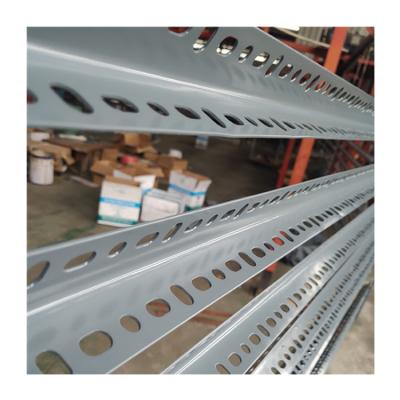 China Maximize Storage Space with this Light Duty Bolted Slotted Angle Shelving Rack for sale