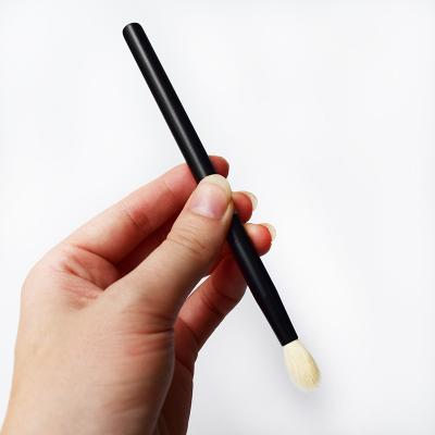 China Angular Blush White Beauty Pony Hair Classic Eyeshadow Brush Makeup for sale