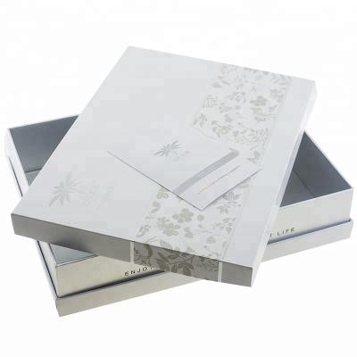 China Luxury Hot Silver Stamped Cosmetic Paper Box Recyclable High Quality Custom Gift Packaging Box Skin Care Packag With Logo for sale