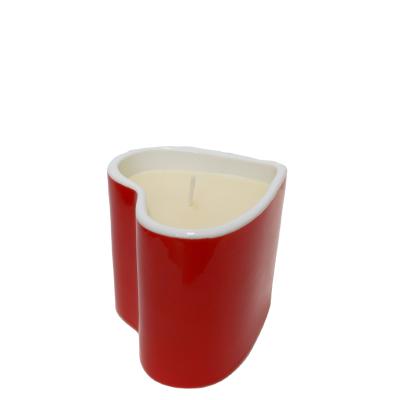 China Chinese Birthdays Factory Scented Ceramic Candle Holder Heart Shape For Gift for sale