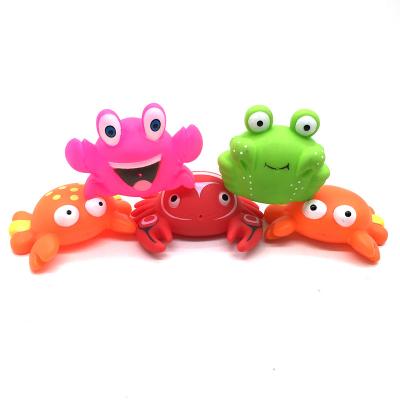 China Promotional High Quality Safe Unique Small Animal Bath Toy Crab PVC Plastic Bath Toys New For Children Kids for sale