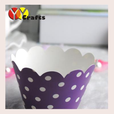 China Party Colorful Cupcake Wrappers Dot Greaseproof , Purple Cupcake Holders for sale