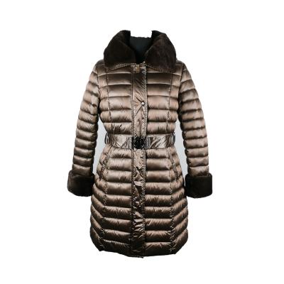 China Anti-wrinkle 2021 most fashion plus size and women quilted jacket with faux fur collar in cold winter for sale