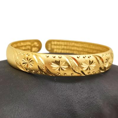 China Vintage Environmental Friendly Flower Designer Jewelry 2022 Luxury 24K Gold Plated Metal Men's Open Cuff Bracelets & Bangles For Women Female for sale