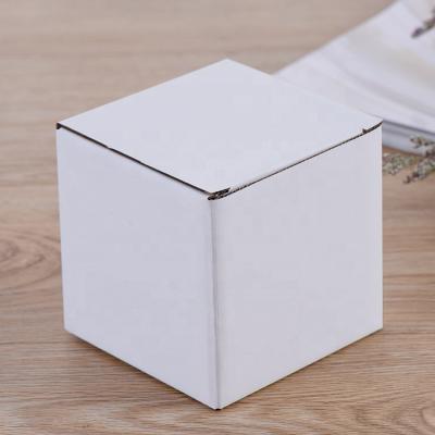 China Gift & 2021 White Corrugated Craft Alibaba Stock Packing Boxes for sale