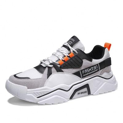 China Hot Sale Quick-drying Light Mesh Upper Sports Shoes Mens Breathable Sneakers Men for sale