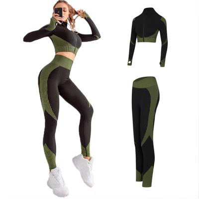 China Breathable Wholesale 3 Piece Sports Suit Seamless Fitness Plus Yoga Set With Jacket for sale