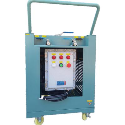 China Máquina de recuperación de refrigerante de aire acondicionado de 4 cilindros de 3 CV con aceite completo menos R32 R600a Equipo de carga de gas en venta