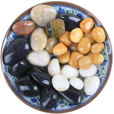 China Coastal Polished Natural Stone Pebbles Pebble For Garden Decoration Pebbled Stone for sale