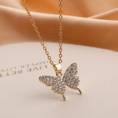 China New Fashion Trend Ladies Necklace Diamond Butterfly Necklace Crystal Heart Clavicle Chain for sale